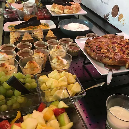 酒店 钟楼巴黎西南特尔德芬斯酒店