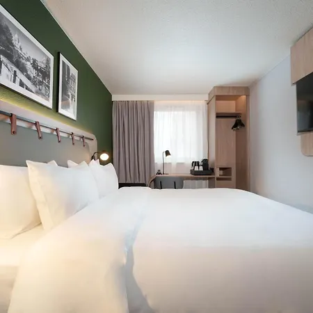 Campanile Paris Ouest - - La Defense 3*