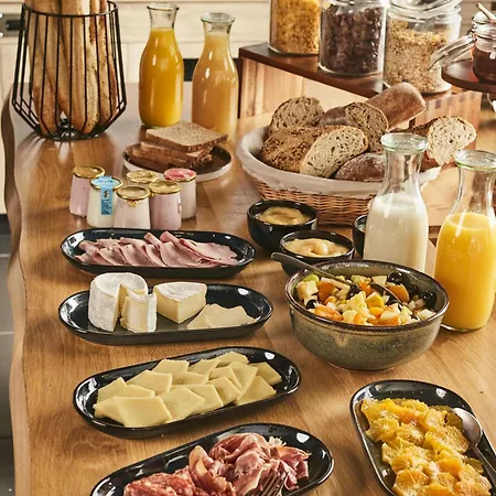 Campanile Prime - La Defense Hotel 3*