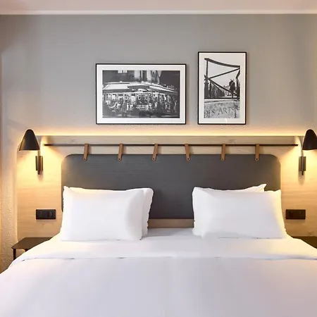 Hotel Campanile Prime - La Defense