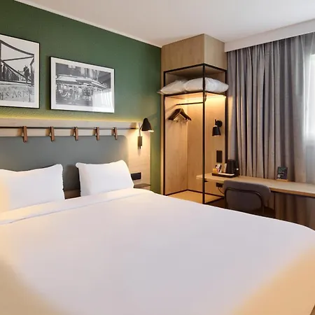 Campanile Prime - La Defense Hotel 3*