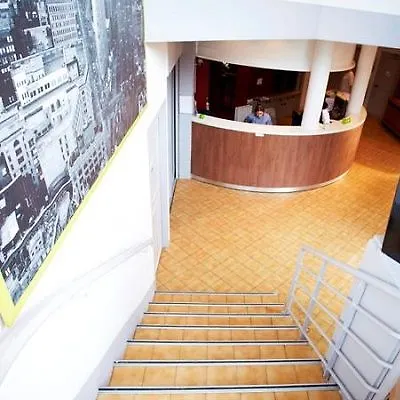 Hotel Campanile Prime - La Defense 3*