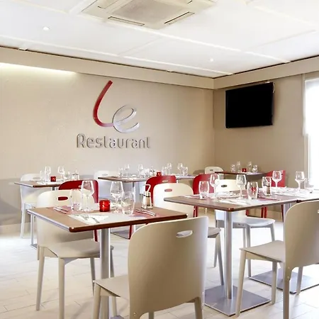 Hotel Campanile Paris Ouest - - La Defense Nanterre